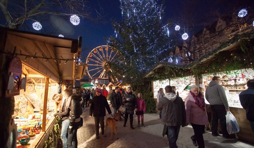 Formule d&#233;couverte de la ville et du Village de No&#235;l
