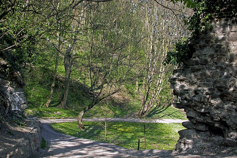 Photo de À l'assaut des remparts